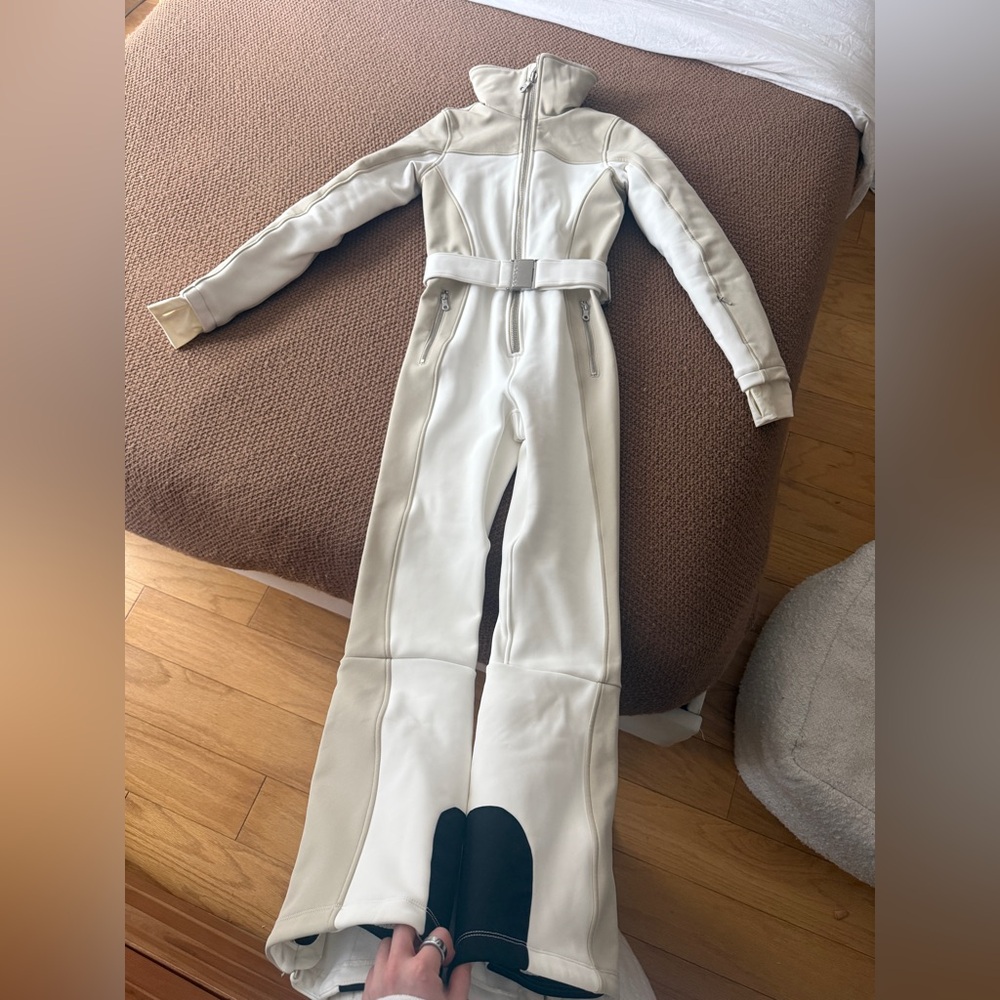 Cordova Badia Belted Colorblocked Straight Ski Suit - Picture 11 of 11
